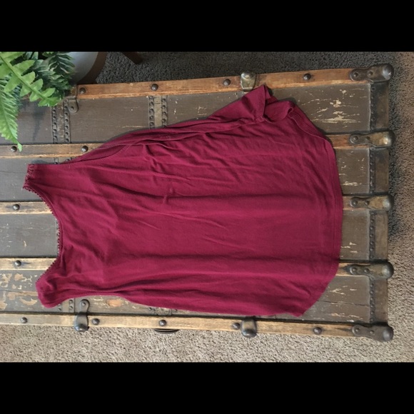 H&M red tank - Picture 4 of 7